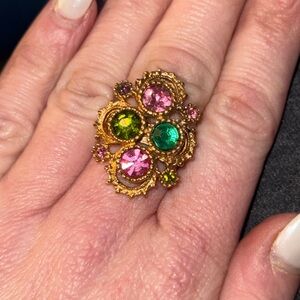 VINTAGE (Avon) cocktail ring- gold tone- multi color gems- Adjustable band- OS-